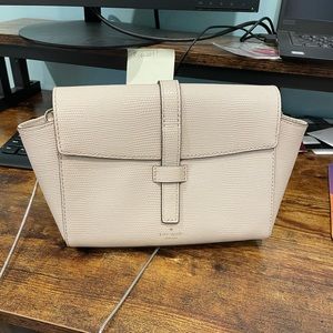 Kate Spade crossbody bag with chain handle